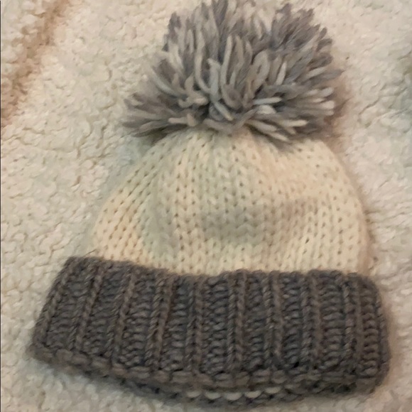 Hat - Picture 4 of 5